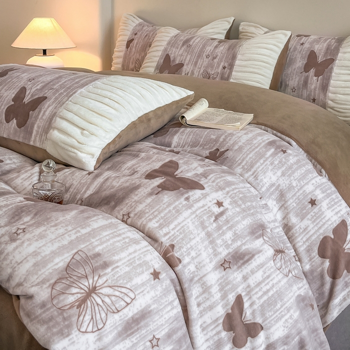 子曰 2025新款浮雕轻法式复古ins小清新风雕花牛奶绒四件套 醉蝴蝶-咖