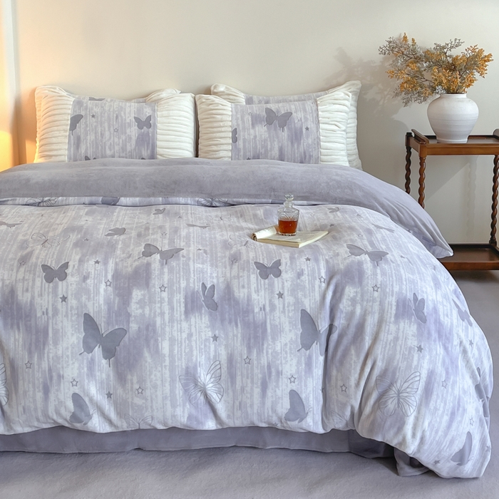 91家纺网 家纺一手货源 找家纺 子曰 2025新款浮雕轻法式复古ins小清新风雕花牛奶绒四件套 醉蝴蝶-灰