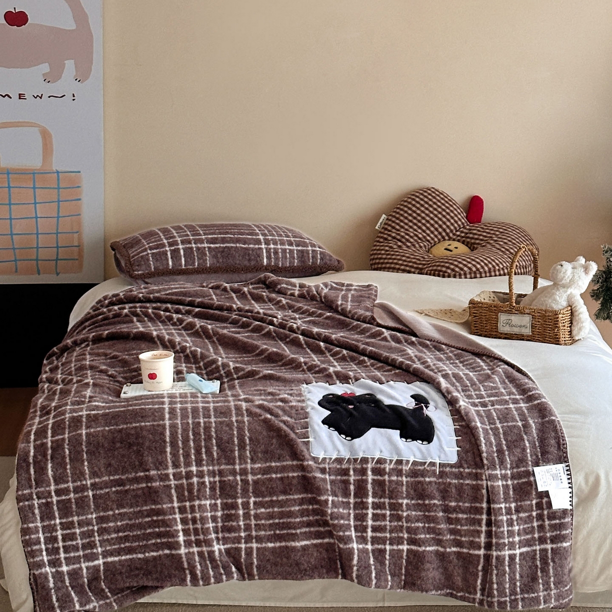 91家纺网 家纺一手货源 找家纺 宇航家纺 2025新款美拉德色系仿羊毛绒牛奶绒毛毯盖毯办公毯 盖毯-煤球小猫