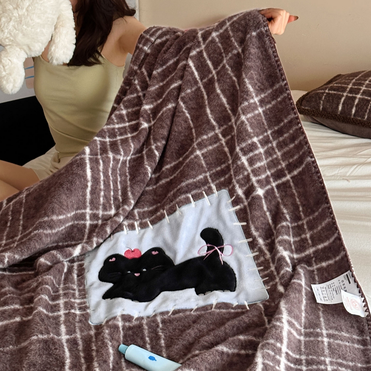 91家纺网 家纺一手货源 找家纺 （总）宇航家纺 2025新款美拉德色系仿羊毛绒牛奶绒毛毯盖毯办公毯