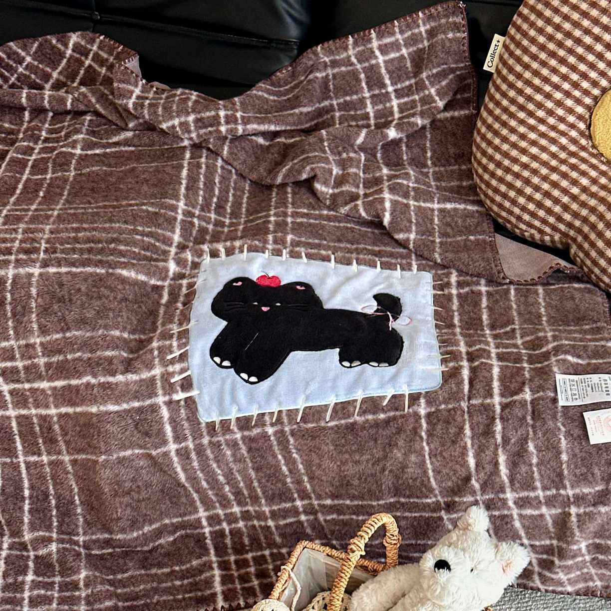 91家纺网 家纺一手货源 找家纺 宇航家纺 2025新款美拉德色系仿羊毛绒牛奶绒毛毯盖毯办公毯 盖毯-煤球小猫