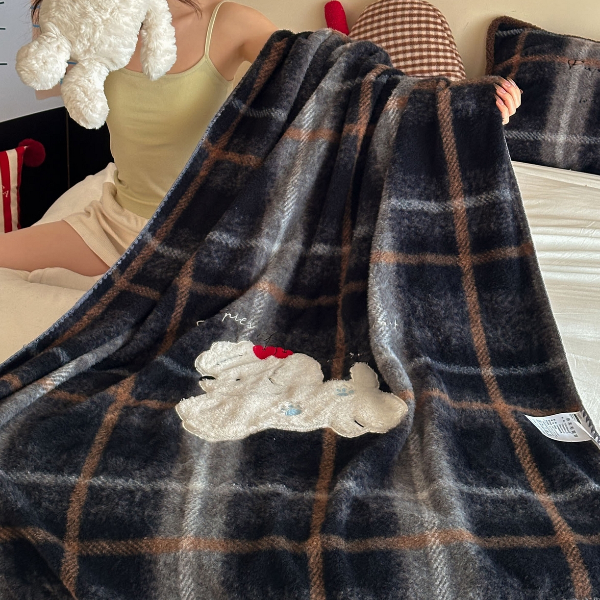 91家纺网 家纺一手货源 找家纺 宇航家纺 2025新款美拉德色系仿羊毛绒牛奶绒毛毯盖毯办公毯 盖毯-福宝小狗