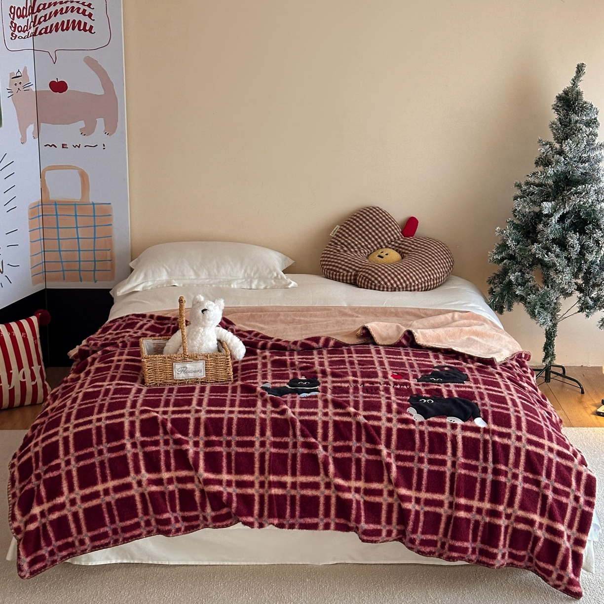 91家纺网 家纺一手货源 找家纺 宇航家纺 2025新款美拉德色系仿羊毛绒牛奶绒毛毯盖毯办公毯 盖毯-三只小猫