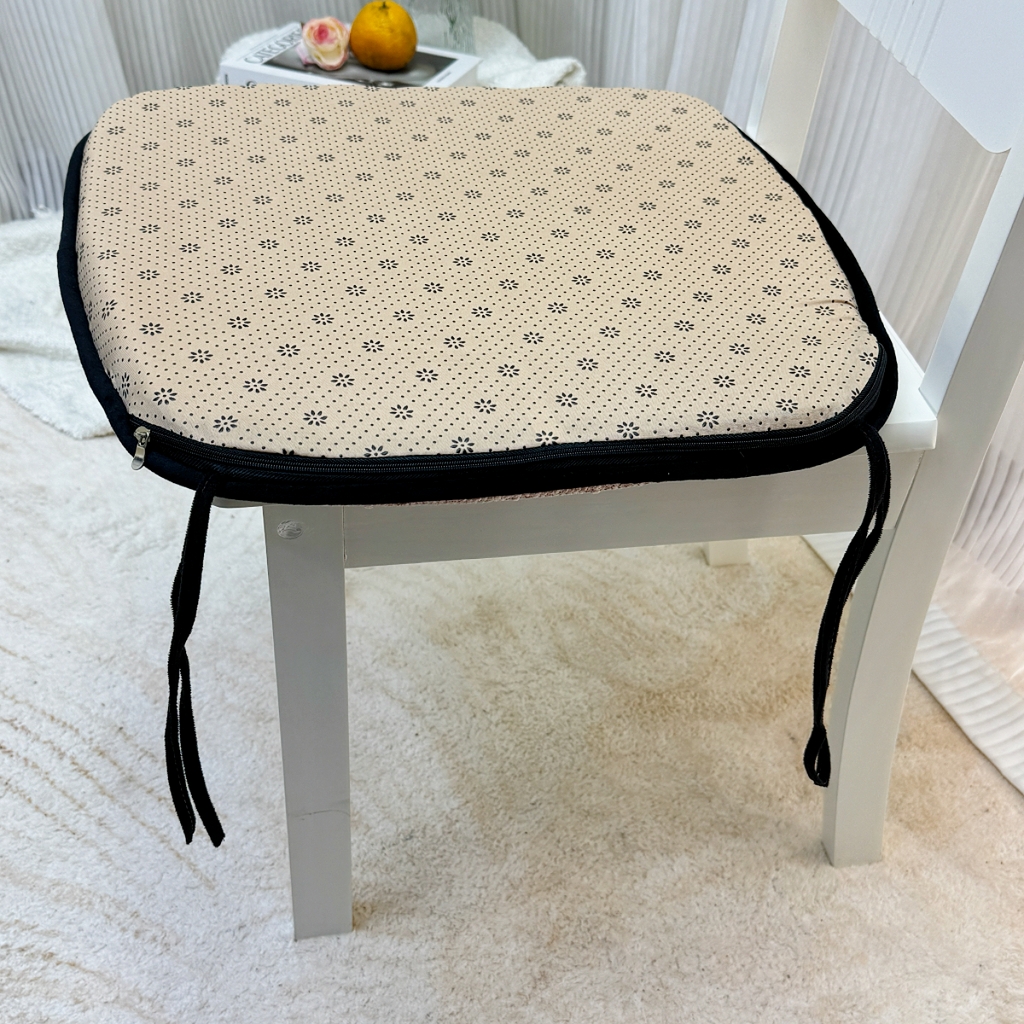 91家纺网 家纺一手货源 找家纺 （总）爱家居 2025新款餐椅垫坐垫轻奢马蹄形四季通用雪尼尔防滑纯色椅子垫餐厅家用可拆洗【纯色雪尼尔坐垫常规有现货、其它规格可定制】