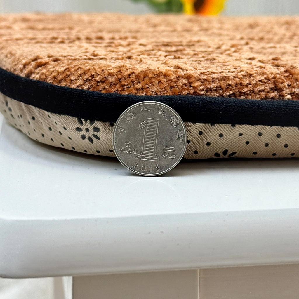 91家纺网 家纺一手货源 找家纺 爱家居 2025新款餐椅垫坐垫轻奢马蹄形四季通用雪尼尔防滑纯色椅子垫餐厅家用可拆洗【纯色雪尼尔坐垫常规有现货、其它规格可定制】 雪尼尔—焦糖橘