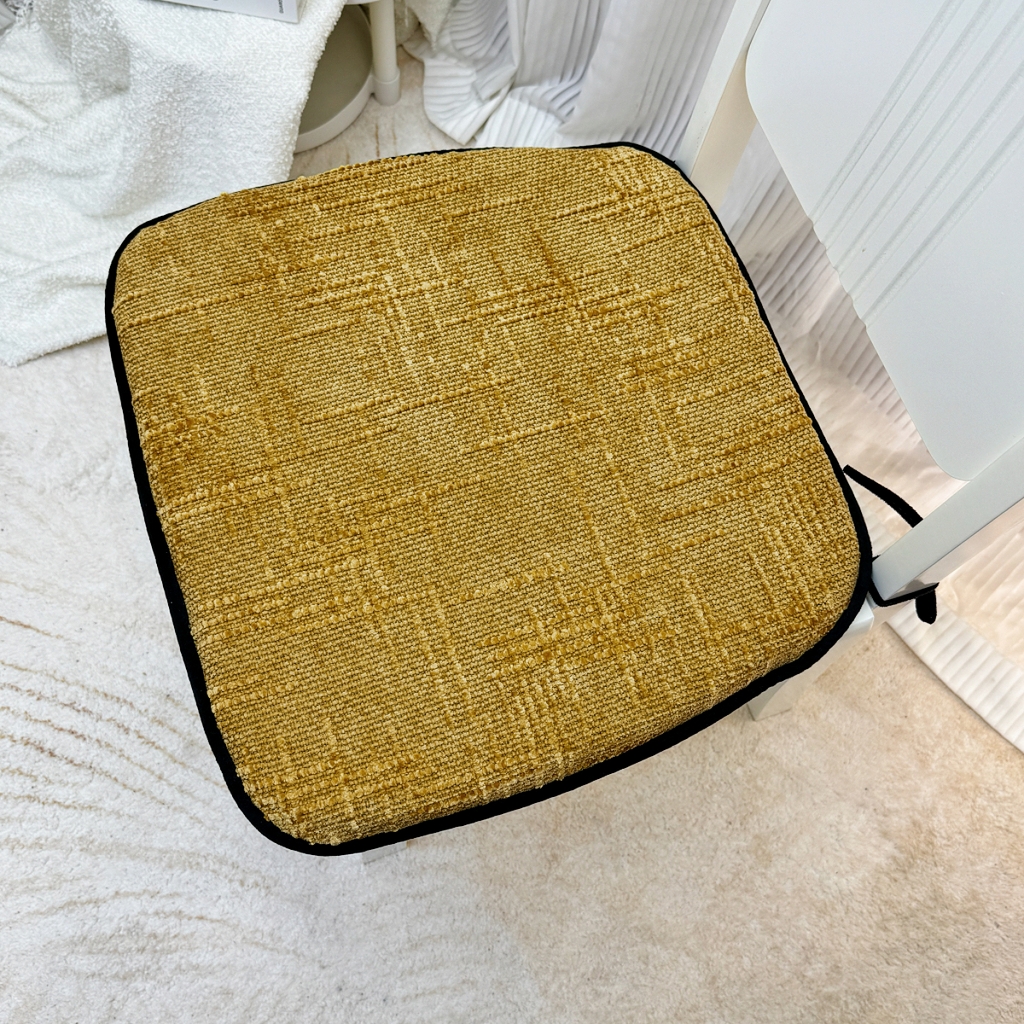 91家纺网 家纺一手货源 找家纺 爱家居 2025新款餐椅垫坐垫轻奢马蹄形四季通用雪尼尔防滑纯色椅子垫餐厅家用可拆洗【纯色雪尼尔坐垫常规有现货、其它规格可定制】 雪尼尔—暖黄