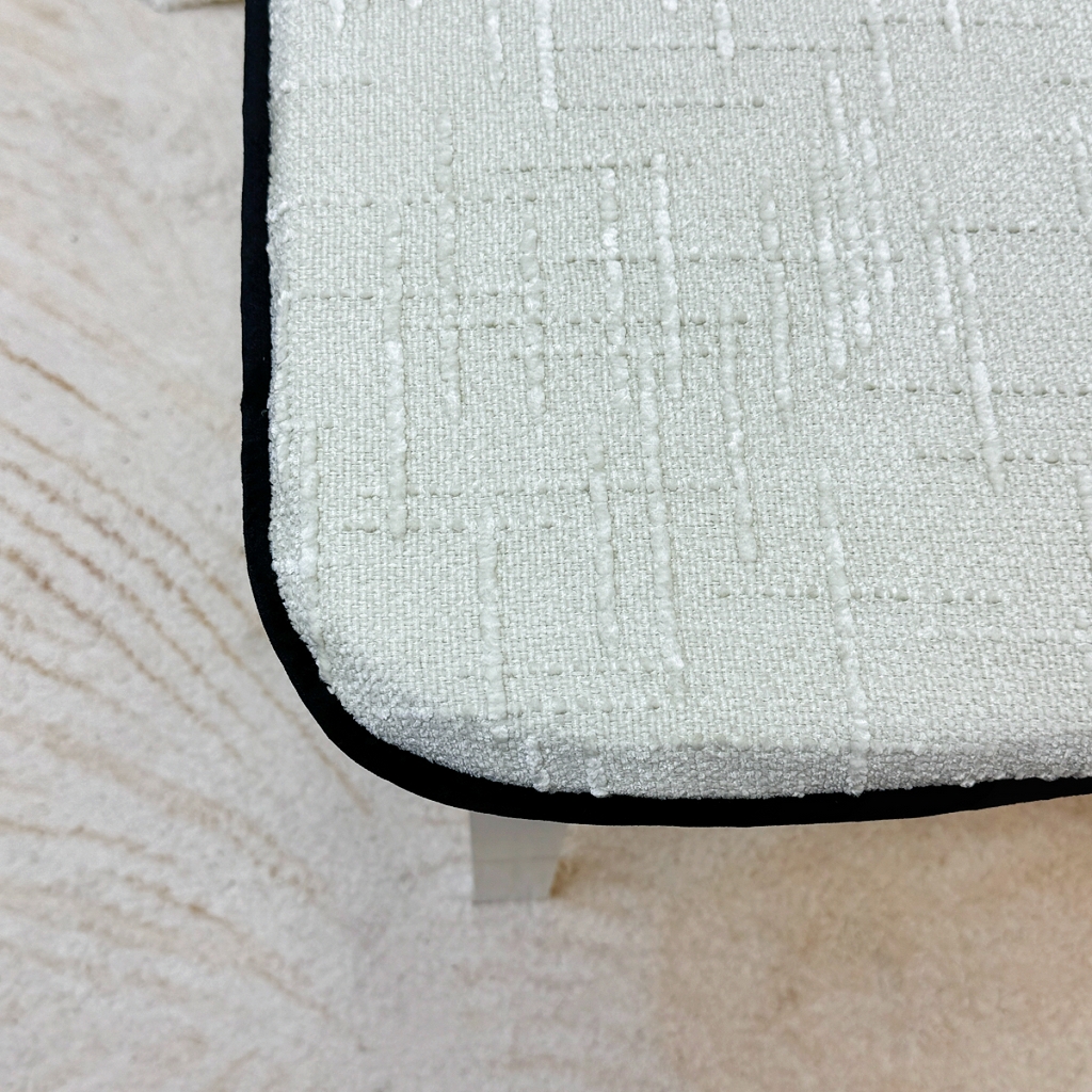 91家纺网 家纺一手货源 找家纺 爱家居 2025新款餐椅垫坐垫轻奢马蹄形四季通用雪尼尔防滑纯色椅子垫餐厅家用可拆洗【纯色雪尼尔坐垫常规有现货、其它规格可定制】 雪尼尔—雪山白