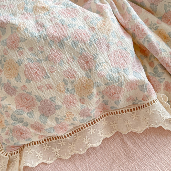 91家纺网 家纺一手货源 找家纺 （总）恋之语 2025新款云感木棉皱皱双层纱全棉花边四件套单被套