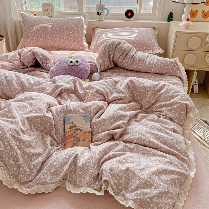 91家纺网 家纺一手货源 找家纺 恋之语 2025新款云感木棉皱皱双层纱全棉花边四件套单被套 山野栀子