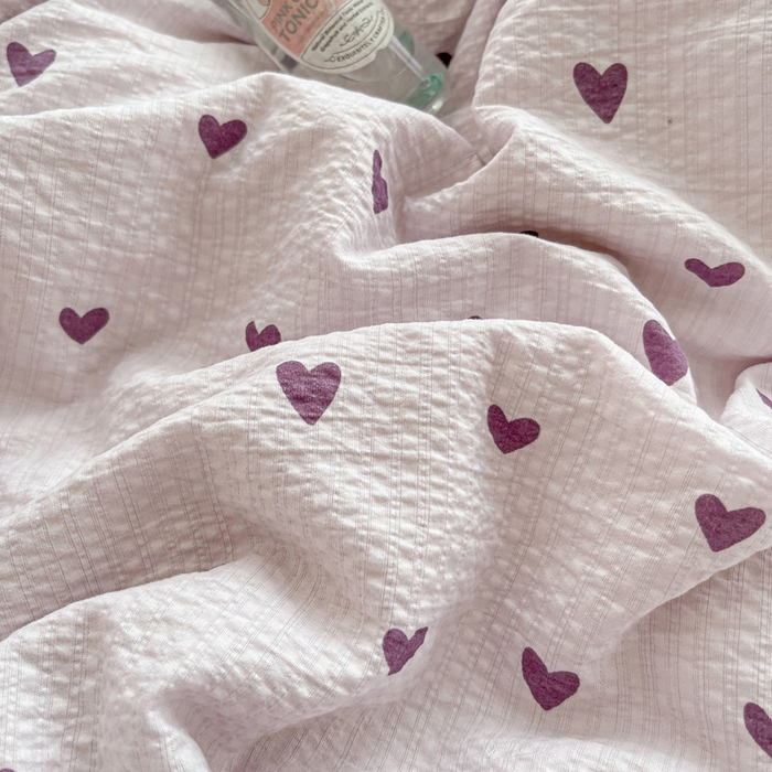 91家纺网 家纺一手货源 找家纺 恋之语 2025新款云感木棉皱皱双层纱全棉花边四件套单被套 紫爱心