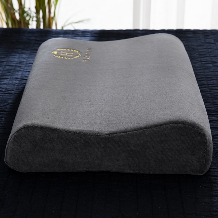 91家纺网 家纺一手货源 找家纺 大黄蜂家居家纺 2025新款H款牛奶绒秋冬刺绣乳胶枕套 绅士灰