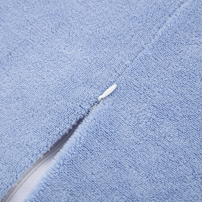 91家纺网 家纺一手货源 找家纺 大黄蜂家居家纺 2025新款H款牛奶绒秋冬刺绣乳胶枕套 梦幻蓝