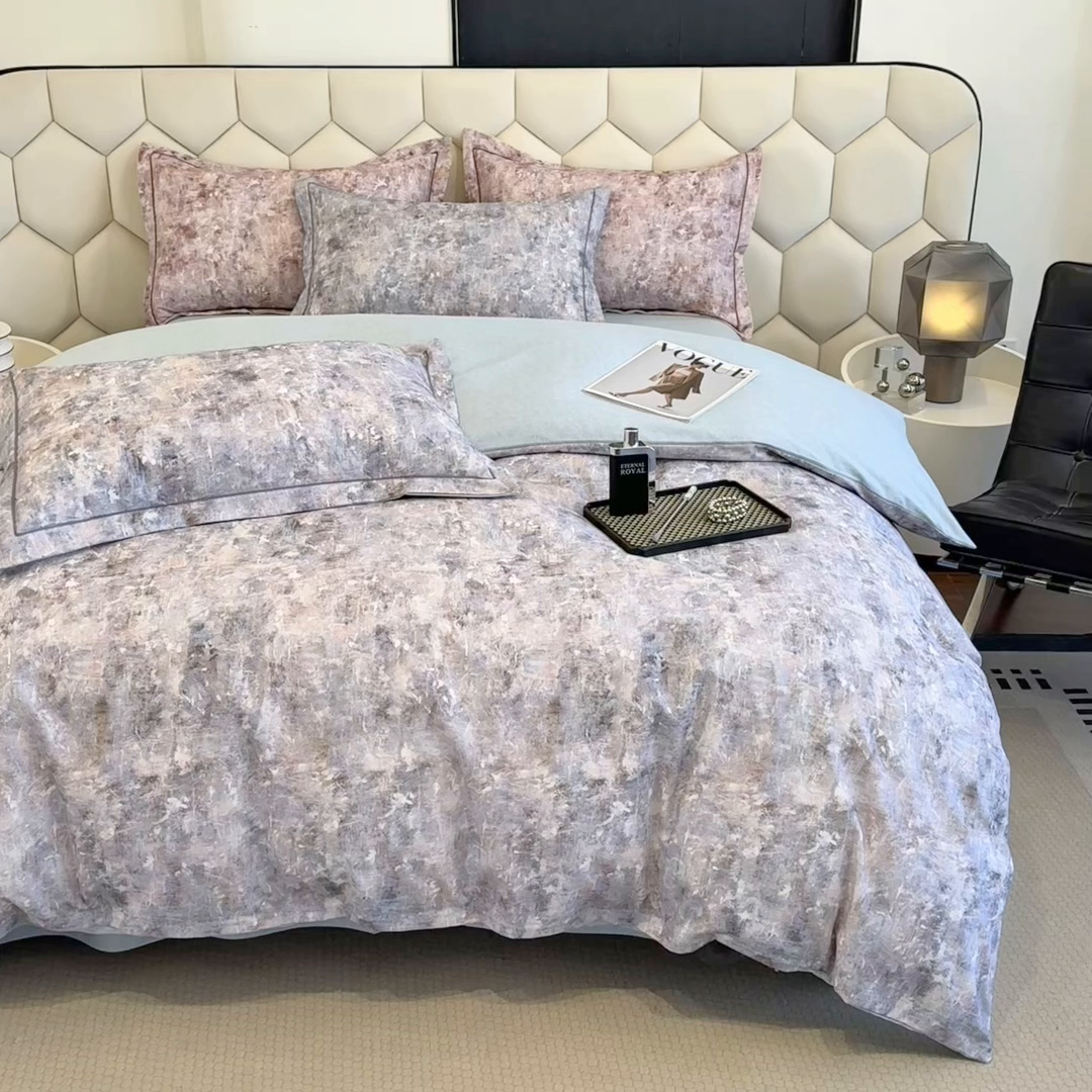 91家纺网 家纺一手货源 找家纺 2024新款全棉加厚长绒棉数码印花四件套淡雅清风-蓝