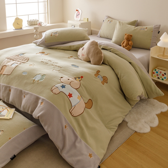 91家纺网 家纺一手货源 找家纺 卡姿家纺 2025秋冬仿羊绒毛呢触感蒂芙呢绒— 小狗可乐 小狗可乐-绿