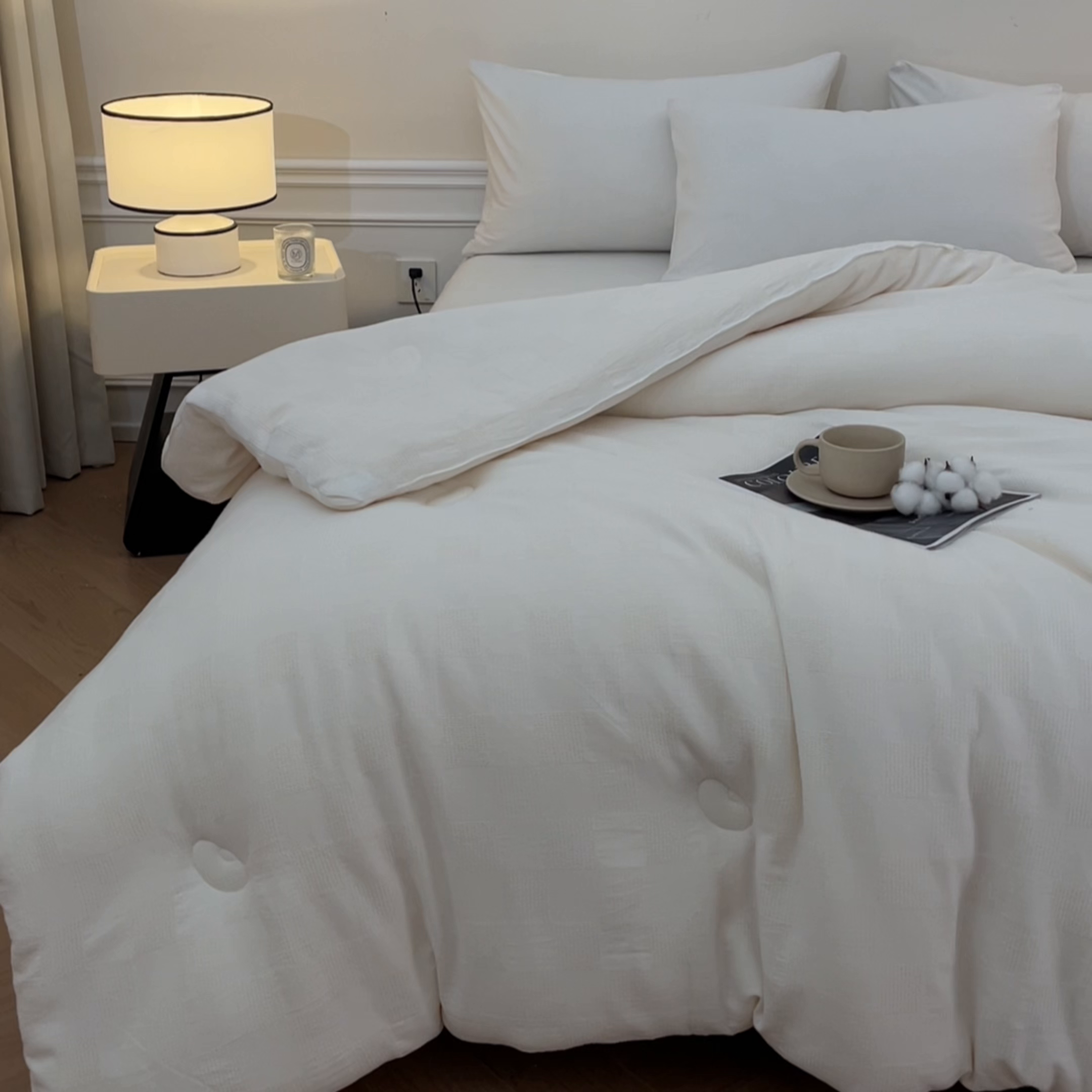 91家纺网 家纺一手货源 找家纺 恒科家纺 2025新款100%全棉提花李官奇大豆纤维大豆被被子被芯 本白云华格