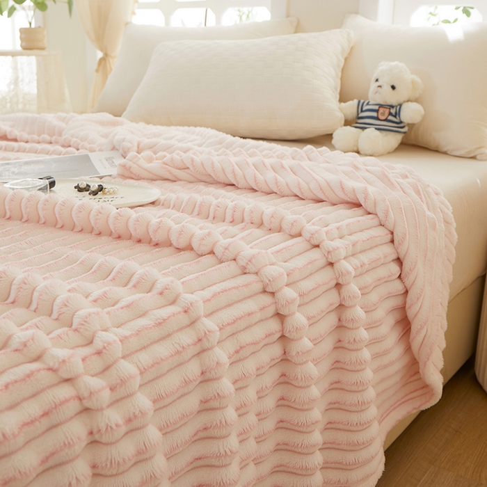 91家纺网 家纺一手货源 找家纺 （总）楼兰公主毛毯专供 2025新款300克韩式风阳离子抽条毛毯