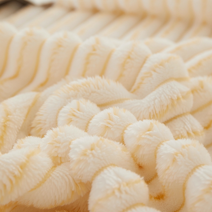 91家纺网 家纺一手货源 找家纺 楼兰公主毛毯专供 2025新款300克韩式风阳离子抽条毛毯 阳离子-黄