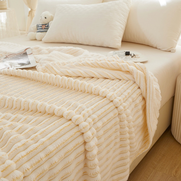 91家纺网 家纺一手货源 找家纺 楼兰公主毛毯专供 2025新款300克韩式风阳离子抽条毛毯 阳离子-黄