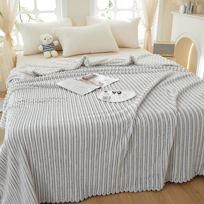 91家纺网 家纺一手货源 找家纺 楼兰公主毛毯专供 2025新款300克韩式风阳离子抽条毛毯 阳离子-灰