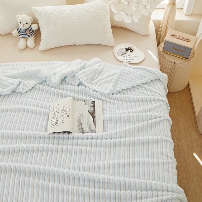 91家纺网 家纺一手货源 找家纺 楼兰公主毛毯专供 2025新款300克韩式风阳离子抽条毛毯 阳离子-蓝