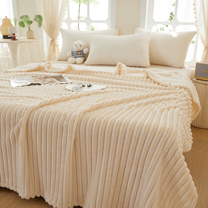 91家纺网 家纺一手货源 找家纺 楼兰公主毛毯专供 2025新款300克韩式风阳离子抽条毛毯 阳离子-黄