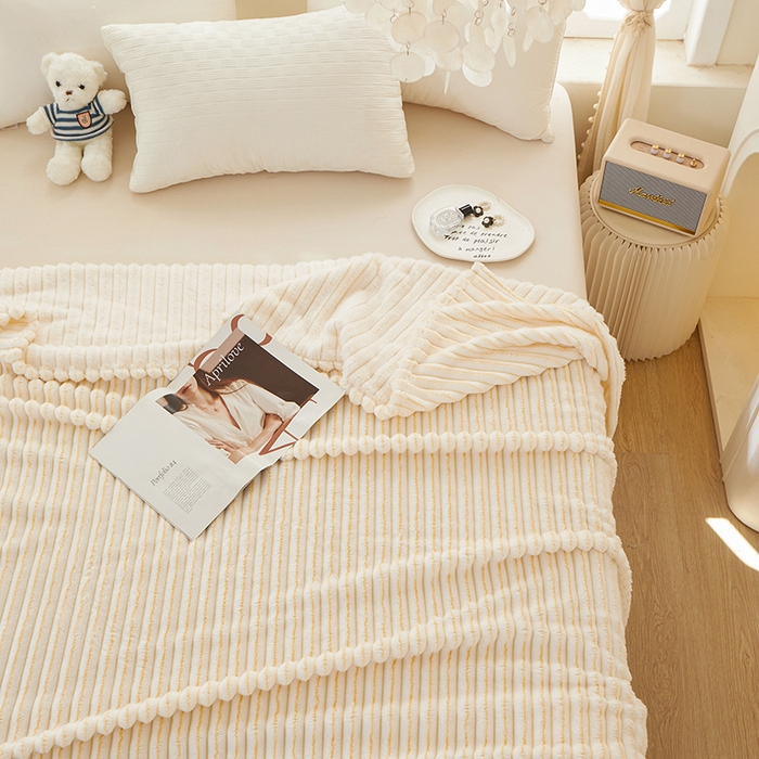 91家纺网 家纺一手货源 找家纺 楼兰公主毛毯专供 2025新款300克韩式风阳离子抽条毛毯 阳离子-黄