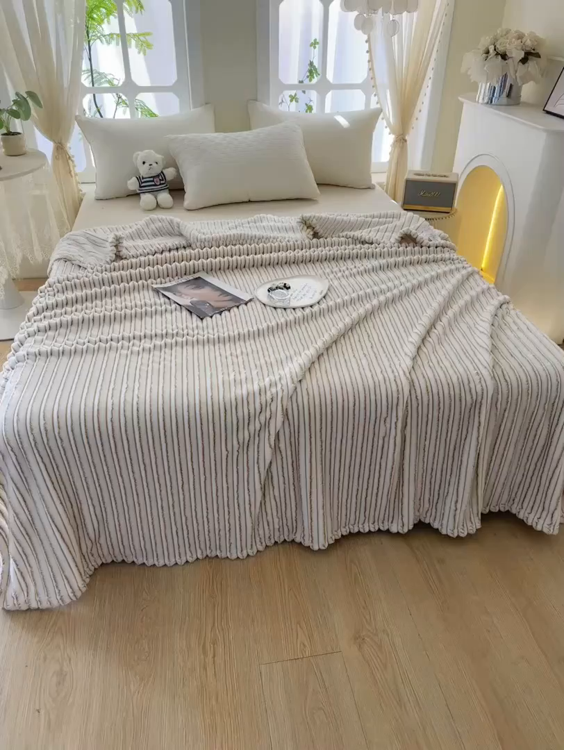 91家纺网 家纺一手货源 找家纺 楼兰公主毛毯专供 2025新款300克韩式风阳离子抽条毛毯 阳离子-咖