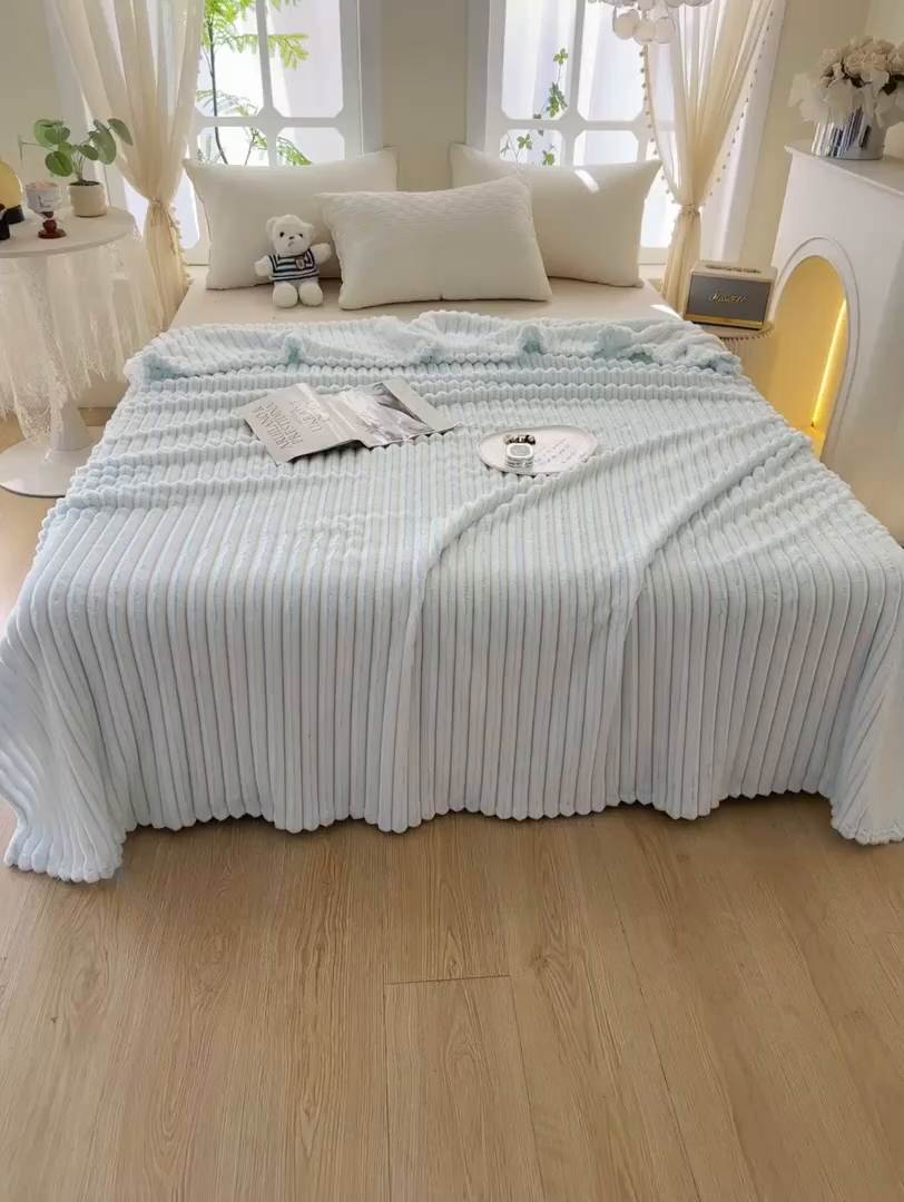 91家纺网 家纺一手货源 找家纺 楼兰公主毛毯专供 2025新款300克韩式风阳离子抽条毛毯 阳离子-蓝