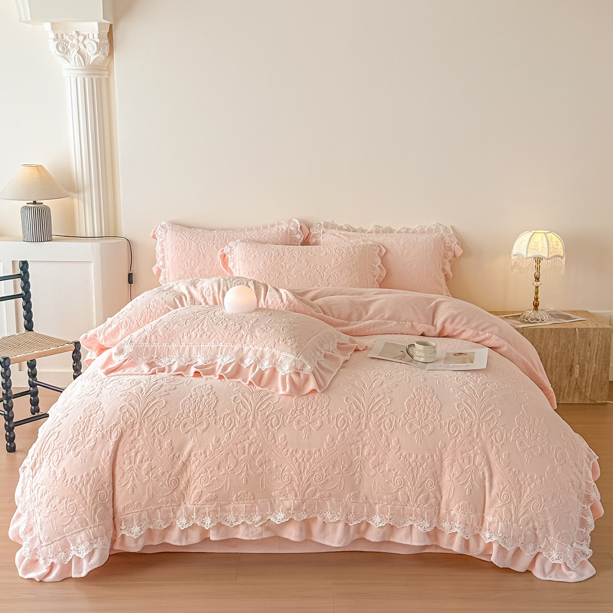 91家纺网 家纺一手货源 找家纺 （总）孟鑫家纺 2025新款全消光雕花绒牛奶绒四件套韩版法式套件-凯瑟琳