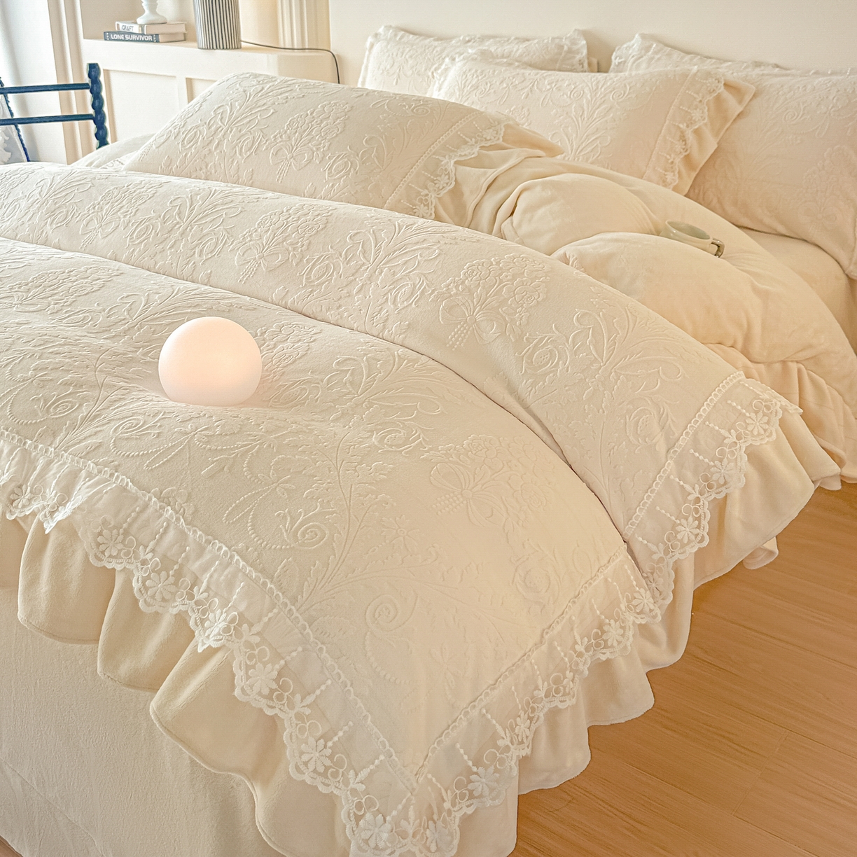 孟鑫家纺 2025新款全消光雕花绒牛奶绒四件套韩版法式套件-凯瑟琳 凯瑟琳-奶昔白
