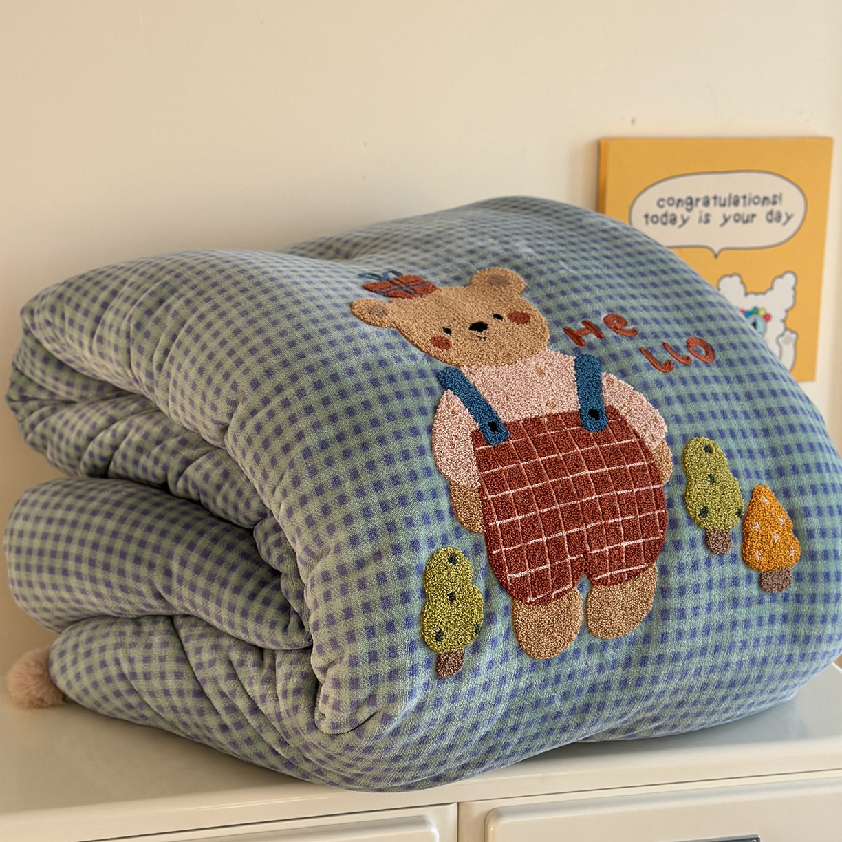 91家纺网 家纺一手货源 找家纺 （总）有货 2025新款格调牛奶绒毛巾绣豆豆被系列