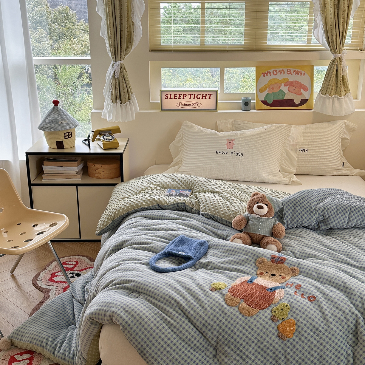 91家纺网 家纺一手货源 找家纺 有货 2025新款格调牛奶绒毛巾绣豆豆被系列 格调礼物熊