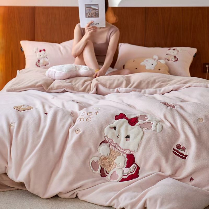 （总）卡姿家纺 2025秋冬仿羊绒毛呢触感蒂芙呢绒—兔子甜品屋