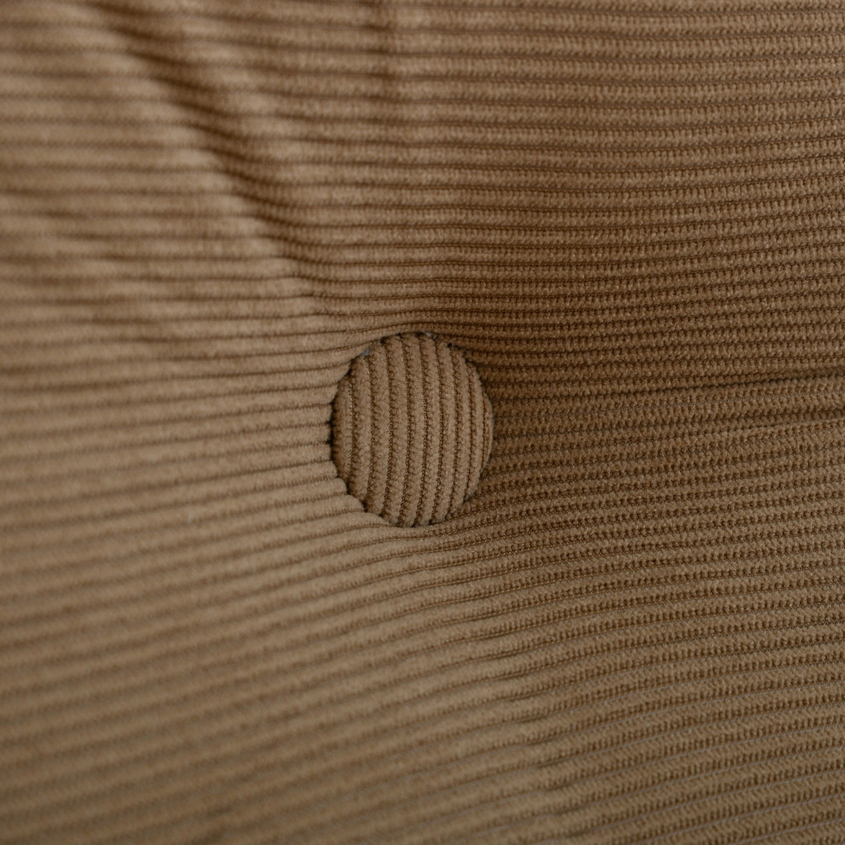 91家纺网 家纺一手货源 找家纺 美达人 2025新款灯芯绒三角靠背 灯芯绒-咖色-三角