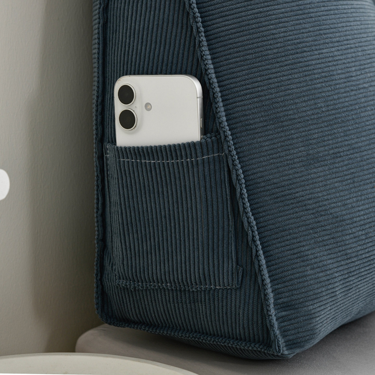 91家纺网 家纺一手货源 找家纺 美达人 2025新款灯芯绒三角靠背 灯芯绒-蓝色-三角