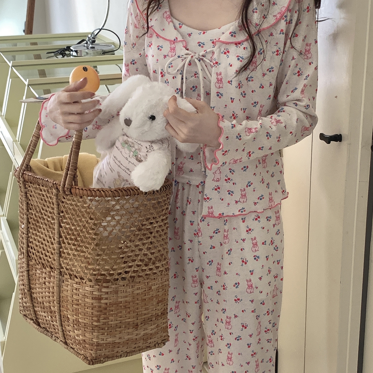 91家纺网 家纺一手货源 找家纺 （总）妍景家居生活馆 2025新款害羞兔兔三件套