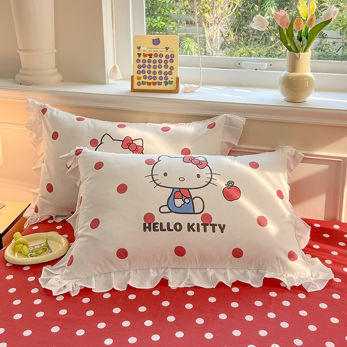 91家纺网 家纺一手货源 找家纺 玉元坊 2025新款三丽鸥全棉纯棉大版花边款床品三四件套第一批 （长期有货 不断货） 大版花边-苹果KT