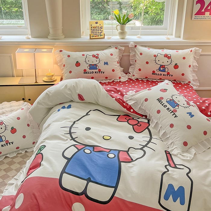 91家纺网 家纺一手货源 找家纺 玉元坊 2025新款三丽鸥全棉纯棉大版花边款床品三四件套第一批 （长期有货 不断货） 大版花边-苹果KT