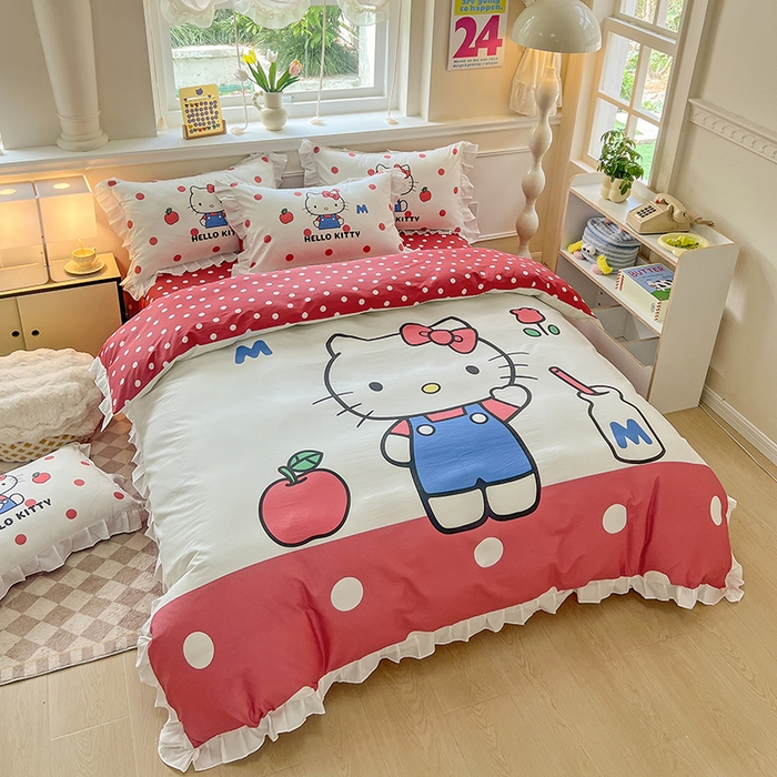 91家纺网 家纺一手货源 找家纺 玉元坊 2025新款三丽鸥全棉纯棉大版花边款床品三四件套第一批 （长期有货 不断货） 大版花边-苹果KT