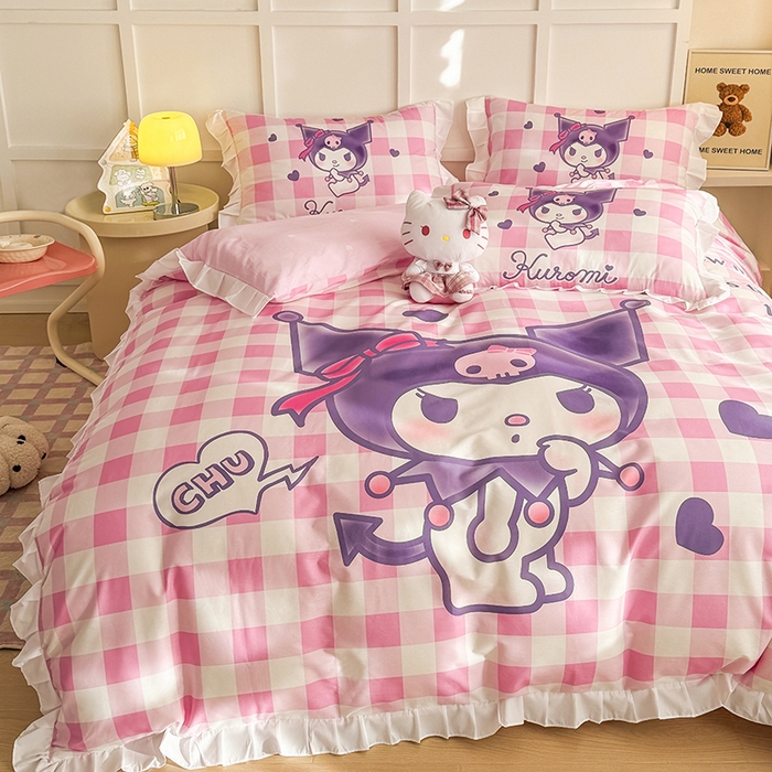 91家纺网 家纺一手货源 找家纺 玉元坊 2025新款三丽鸥全棉纯棉大版花边款床品三四件套第三批（长期有货 不断货） 大版花边-格子库洛米