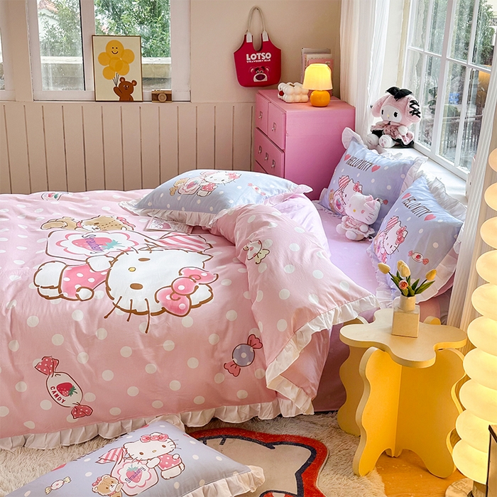 91家纺网 家纺一手货源 找家纺 玉元坊 2025新款三丽鸥全棉纯棉大版花边款床品三四件套第四批 （长期有货 不断货） 草莓糖果凯蒂猫-白花边