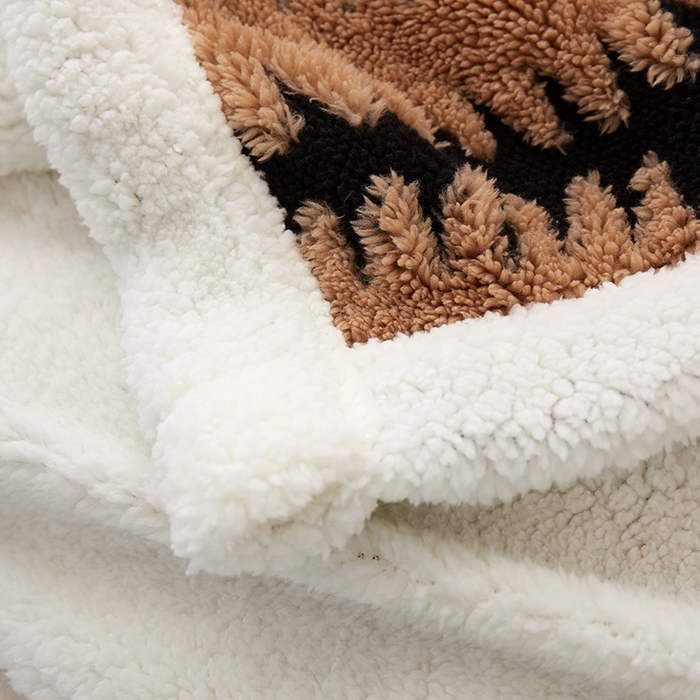 91家纺网 家纺一手货源 找家纺 楼兰公主毛毯专供 2025新款杉影绒加厚保暖多功能毛毯盖毯绒毯 杉影毯-咖啡