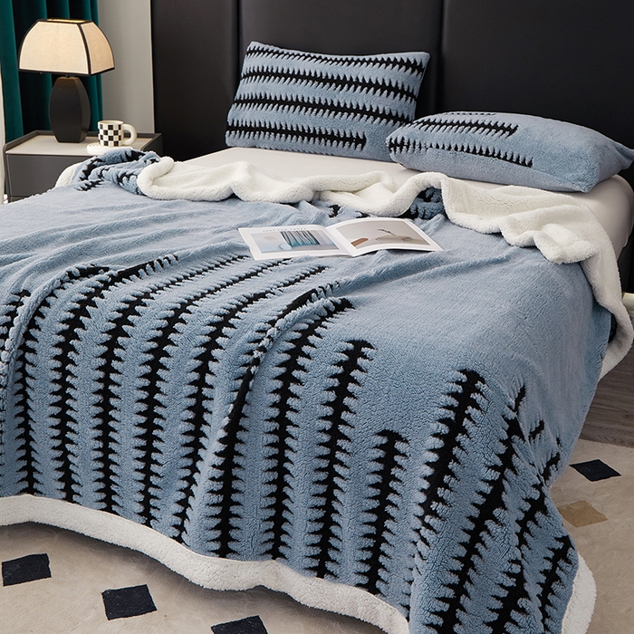 91家纺网 家纺一手货源 找家纺 楼兰公主毛毯专供 2025新款杉影绒加厚保暖多功能毛毯盖毯绒毯 杉影毯-蓝