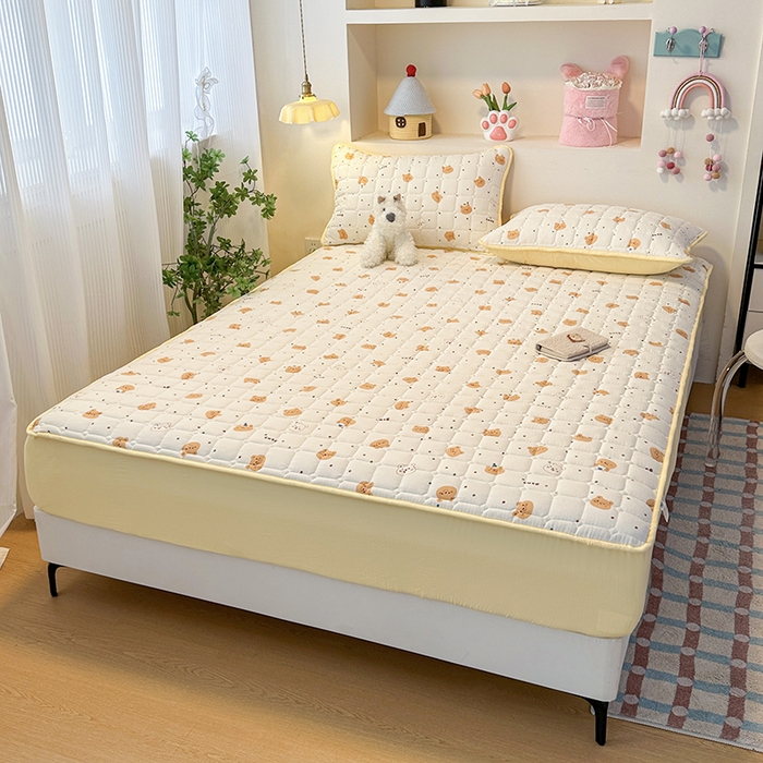 91家纺网 家纺一手货源 找家纺 丝芙妮家居（原乐视家纺） 2025新款A类亲肤云朵棉夹棉保暖床笠 布丁小熊