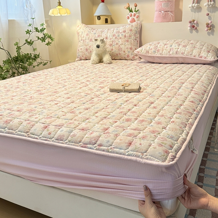 91家纺网 家纺一手货源 找家纺 丝芙妮家居（原乐视家纺） 2025新款A类亲肤云朵棉夹棉保暖床笠 海棠花眠