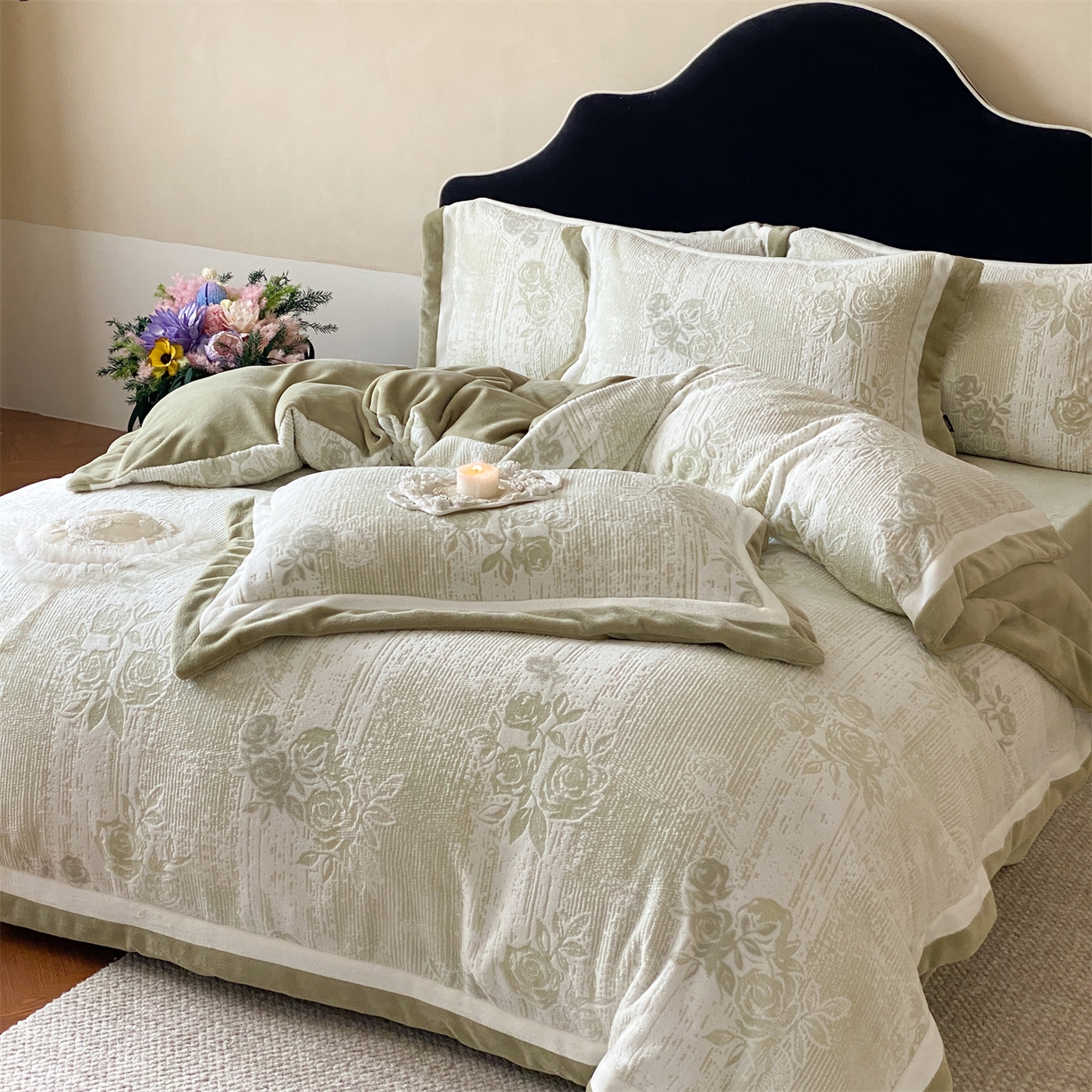 91家纺网 家纺一手货源 找家纺 （总）馨蕊 2025新款意大利进口雕花绒拼角工艺秋冬轻奢煦暖绒系列-绒初雪 会员-10【券后控价268/288】