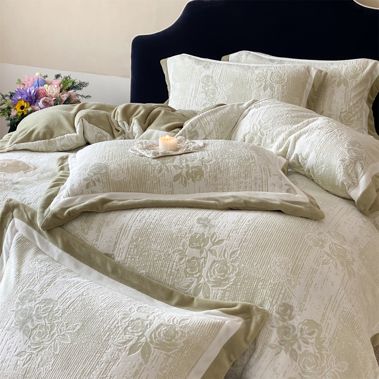 91家纺网 家纺一手货源 找家纺 （总）馨蕊 2025新款意大利进口雕花绒拼角工艺秋冬轻奢煦暖绒系列-绒初雪 会员-10【券后控价268/288】