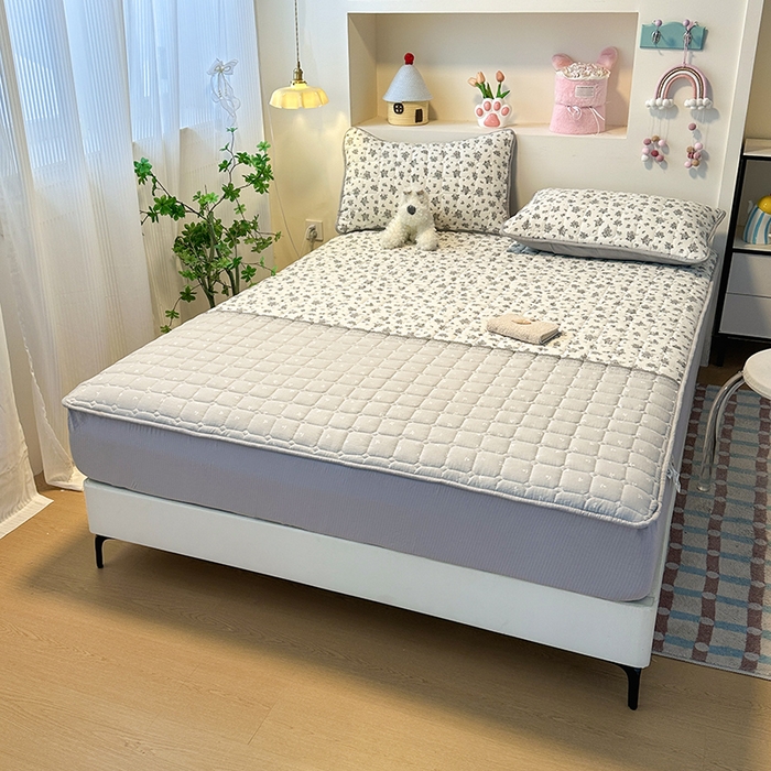 91家纺网 家纺一手货源 找家纺 丝芙妮家居（原乐视家纺） 2025新款A类亲肤云朵棉夹棉保暖床笠 墨色花园