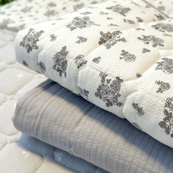 91家纺网 家纺一手货源 找家纺 丝芙妮家居（原乐视家纺） 2025新款A类亲肤云朵棉夹棉保暖床笠 墨色花园