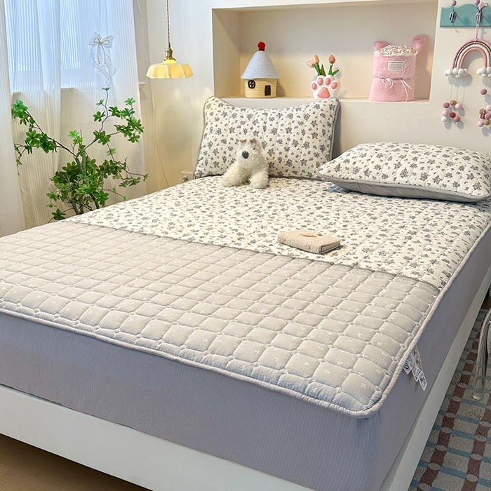 91家纺网 家纺一手货源 找家纺 丝芙妮家居（原乐视家纺） 2025新款A类亲肤云朵棉夹棉保暖床笠 墨色花园